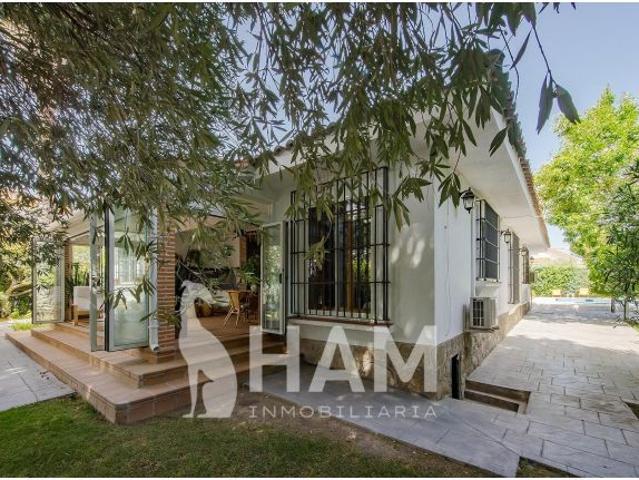Casa en venta en Viñas Viejas, Boadilla Del Monte