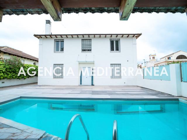 Villa en venta en Rocafort