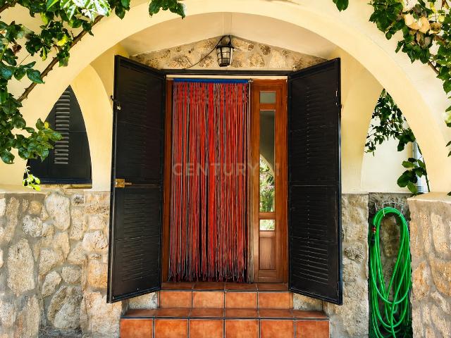 Casa en venta en Hervás, Extremadura