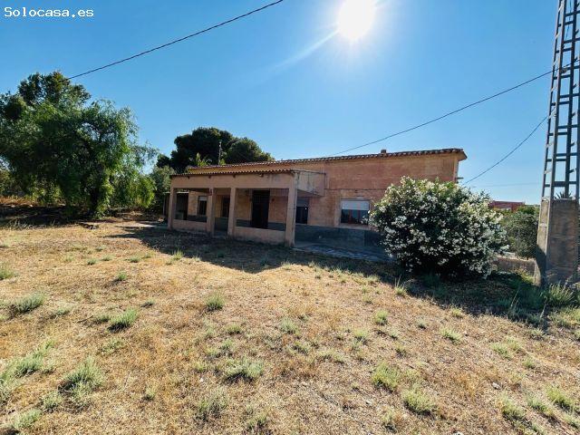 Casa en venta en el Vinalopó Mitjà / El Vinalopó Medio, Valencia