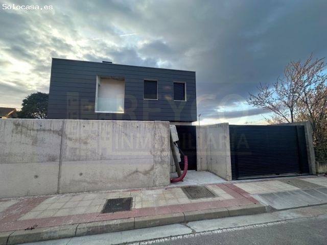 Casa en venta en Villapatro, Lardero