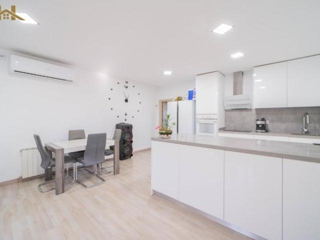 Casa en venta en Villa Del Prado, El Encinar de Alberche
