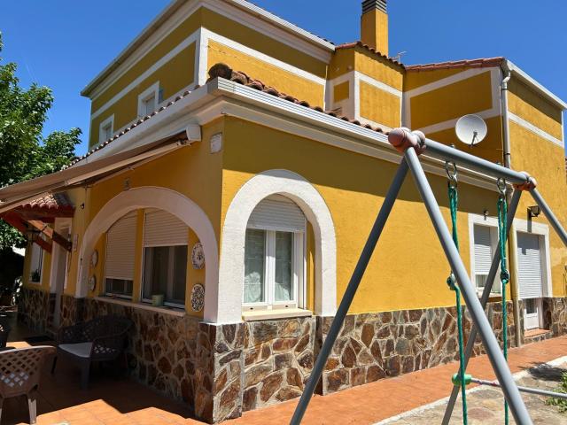Casa en venta en Cabanillas Del Campo