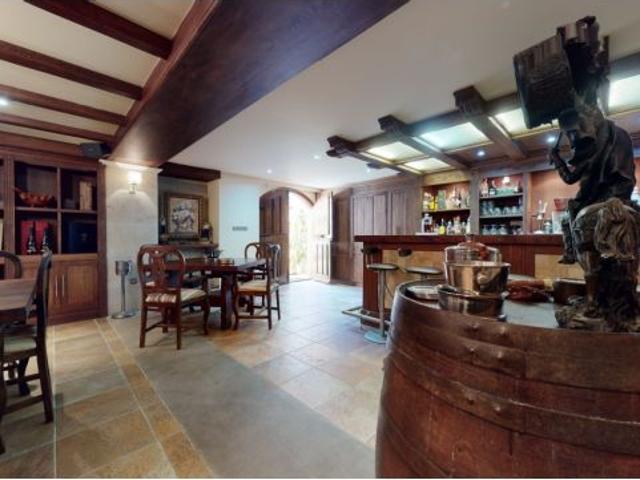 Casa en venta en Casco Histórico, Castro-urdiales