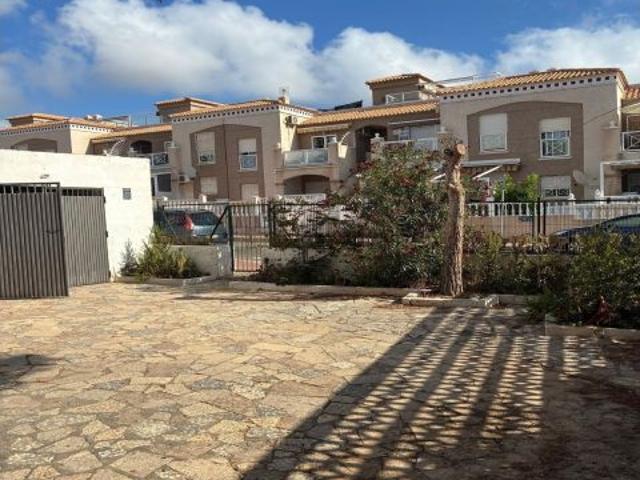 Casa en venta en La Rosaleda, Torrevieja