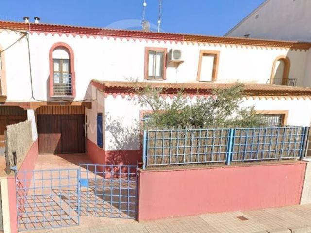 Chalet en venta en Consuegra, Castilla-La Mancha