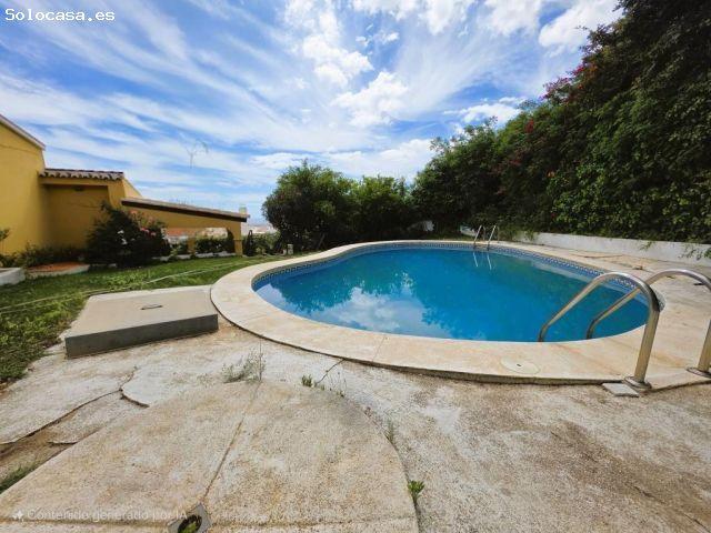 Casa en venta en Puerto de la Torre, Málaga-Costa del Sol
