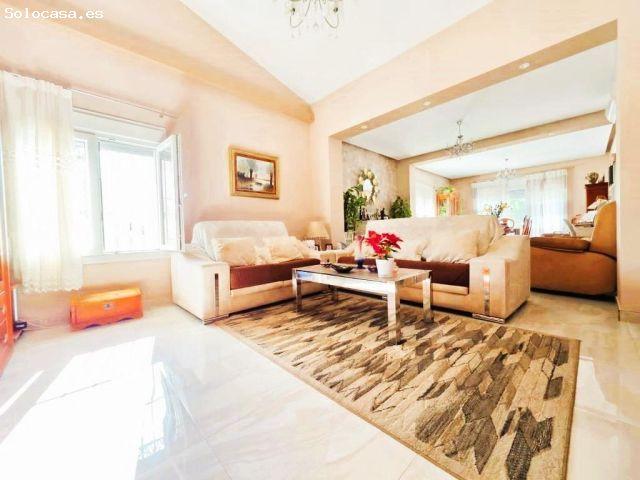 Casa en venta en Puerto de la Torre, Málaga-Costa del Sol