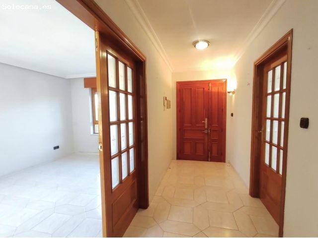 Casa en venta en Laguna De Duero, Castilla y León