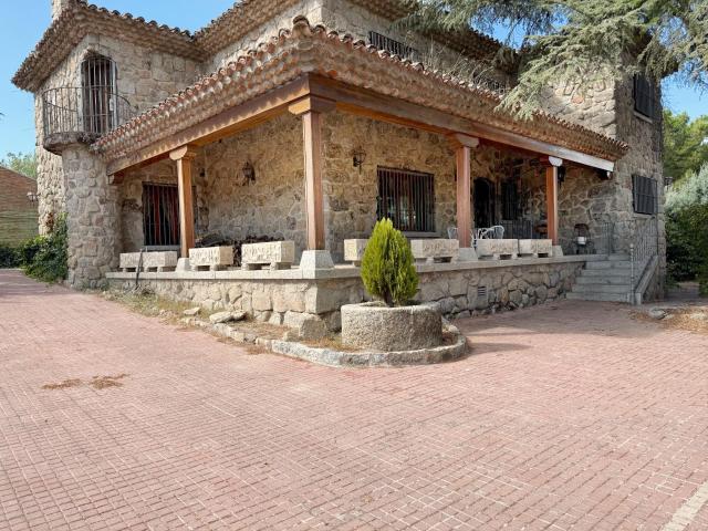 Casa en venta en Los Berruecos, Galapagar