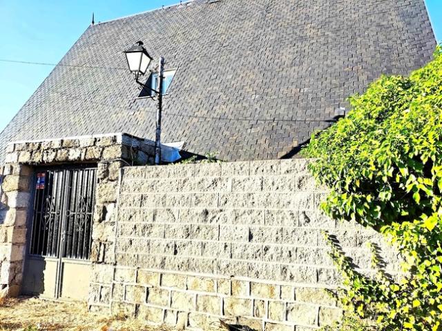 Chalet en venta en Herradón De Pinares, Ávila