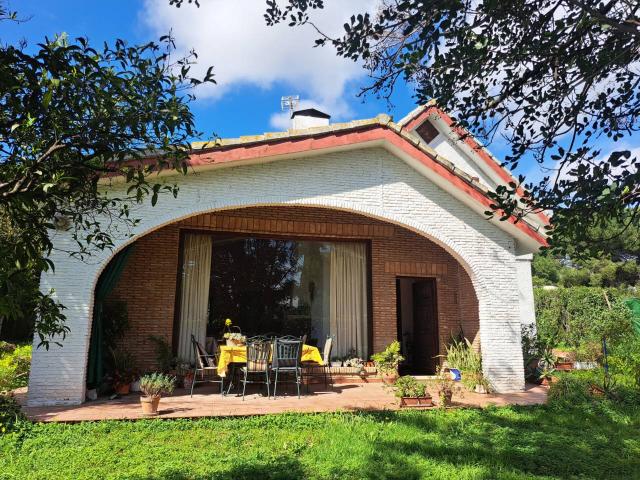 Chalet en venta en La Hacienda, Dos Hermanas