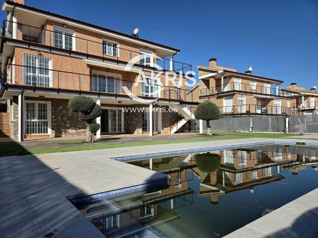 Chalet en venta en Layos, Castilla-La Mancha