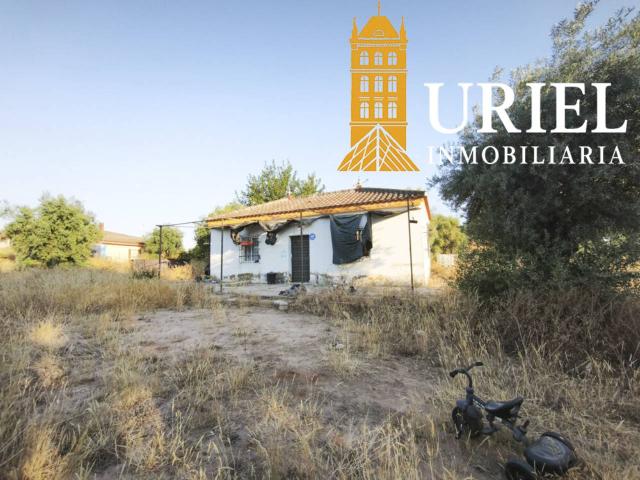 Chalet en venta en Carmona, Andalucía