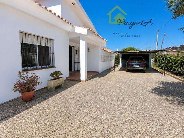 Chalet en venta en Punta Umbría, Huelva