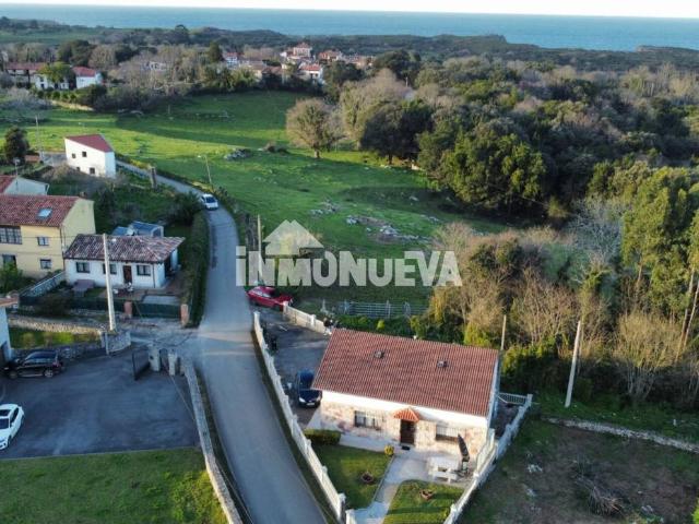 Casa en venta en Villanueva, Llanes