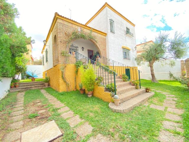 Chalet en venta en Barriada Los Potros, Dos Hermanas