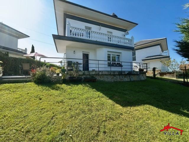 Chalet en venta en Bárcena de Cicero, Cantabria