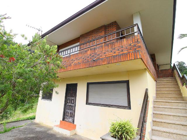 Chalet en venta en Limpias, Cantabria
