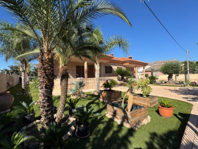 Chalet en venta en El Raal, Murcia