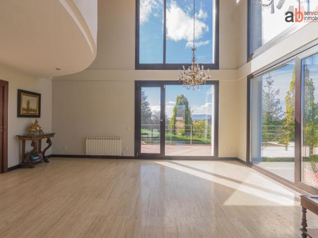 Chalet en venta en Valle de Egüés / Eguesibar, Iruñerria