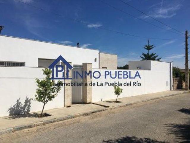 Chalet en venta en La Puebla Del Río, Andalucía