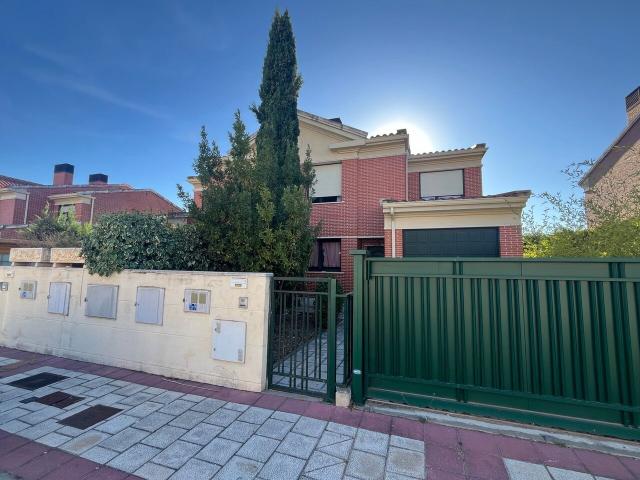 Chalet en alquiler en Boecillo, Valladolid