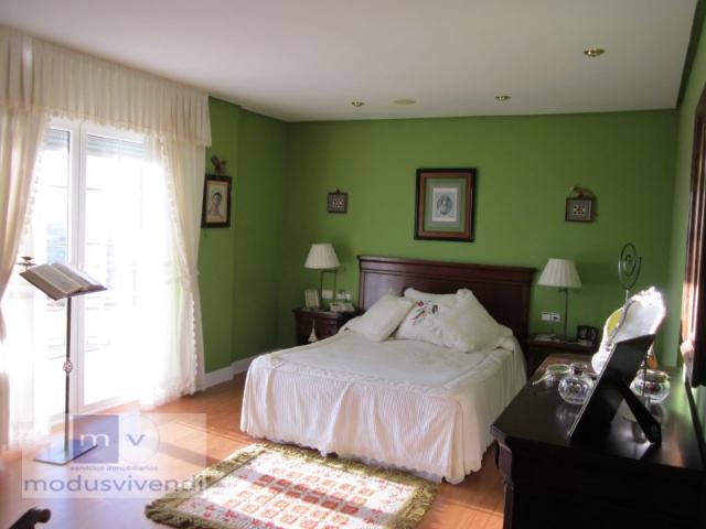 Chalet en venta en Valdelafuente, Valdefresno