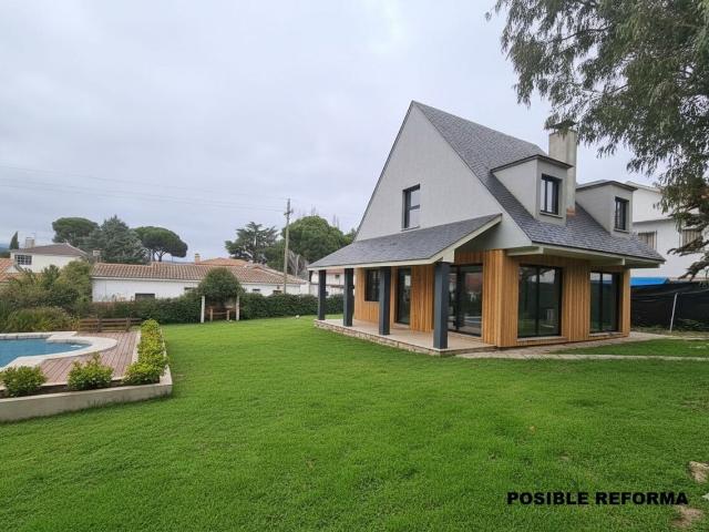 Chalet en venta en Aldea Del Fresno, Madrid