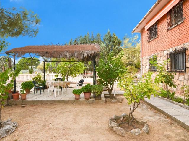 Chalet en venta en Almorox, Castilla-La Mancha