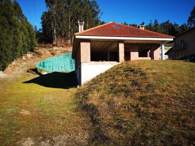 Chalet en venta en Ames, Santiago