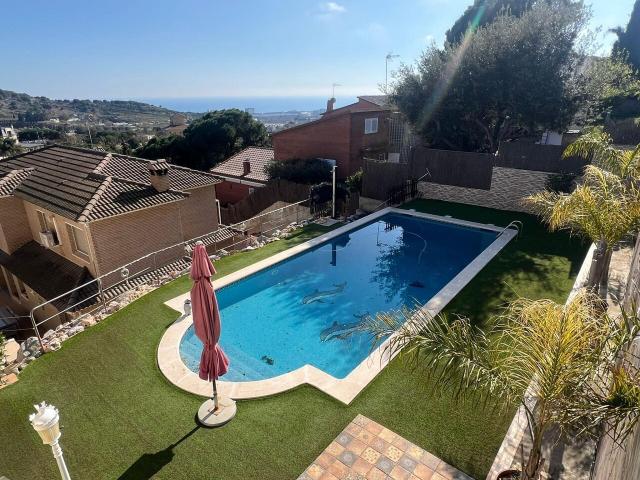 Chalet en venta en Mas Ram, Badalona