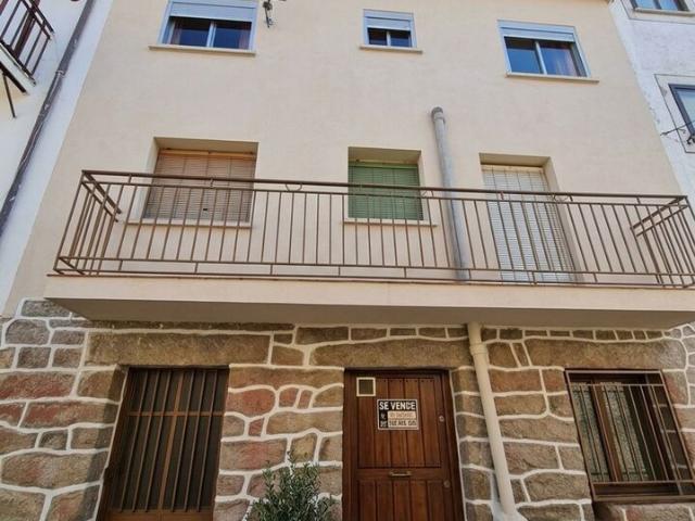Chalet en venta en Burgohondo, Ávila