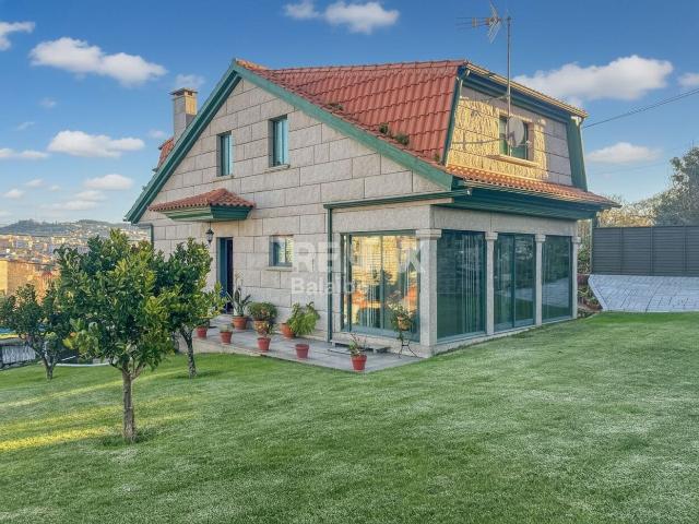 Chalet en venta en Castrelos, Vigo
