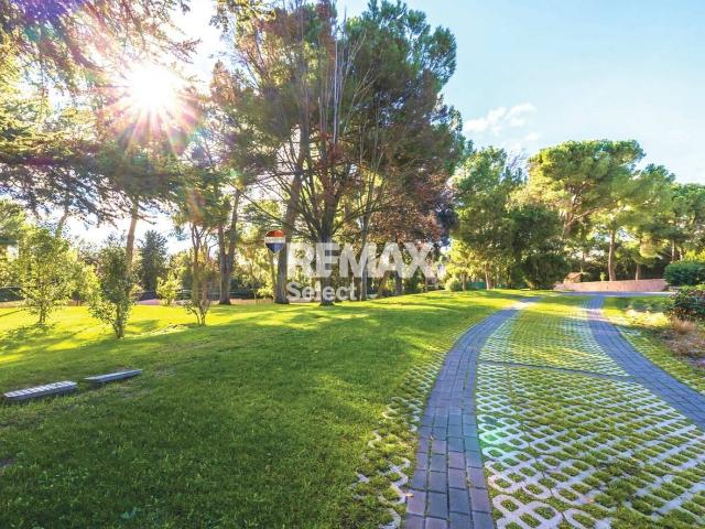 Chalet en venta en Chamartín, Madrid