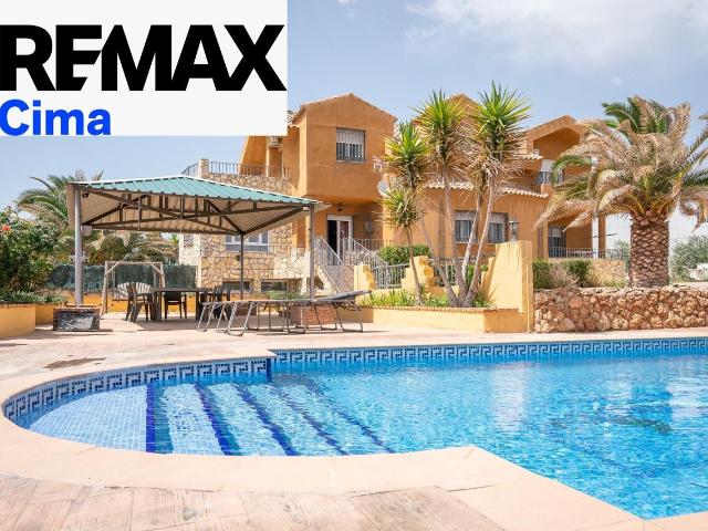 Chalet en venta en Cortes de Baza, Granada