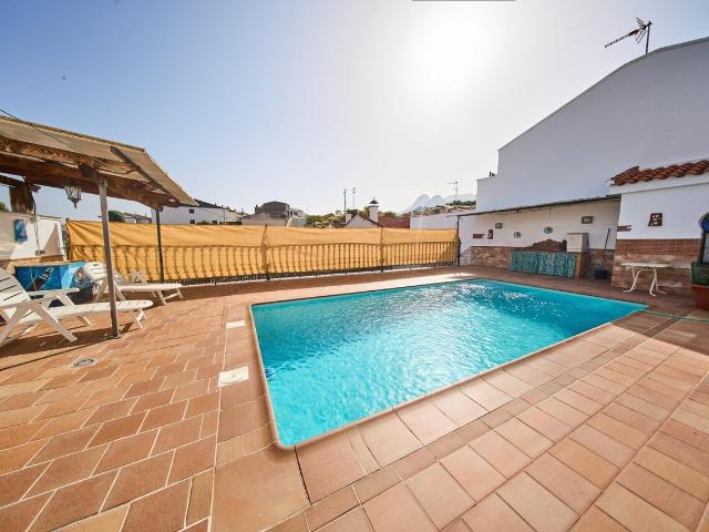 Chalet en venta en Comarca de Los Montes, Andalucía