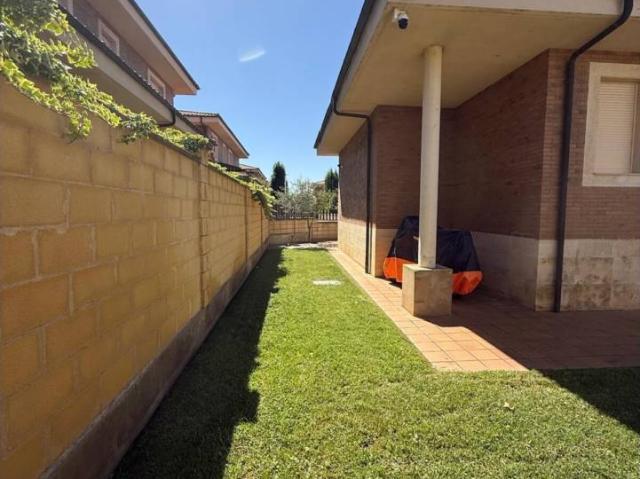 Chalet en venta en Eras de Renueva, León
