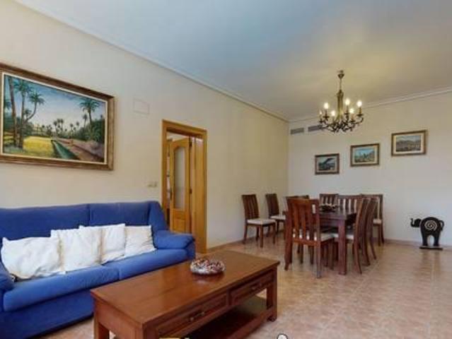 Casa en alquiler en Elche