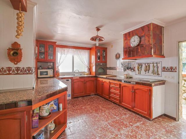 Chalet en venta en Entremontes-Nieves, Guillena