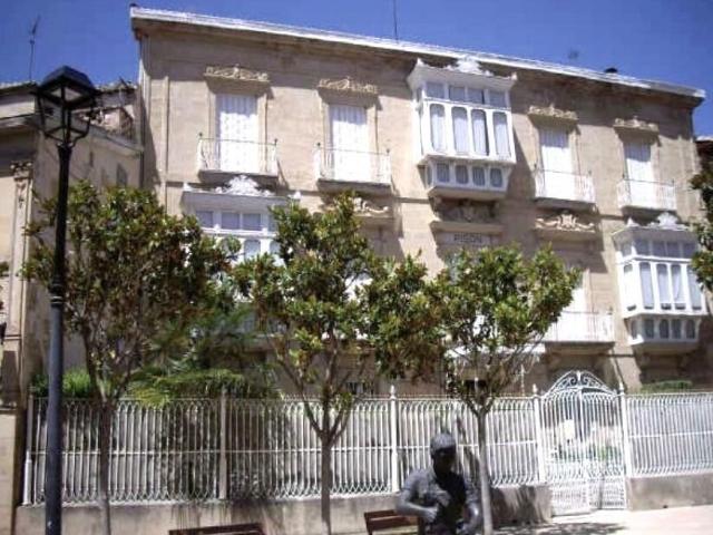 Chalet en venta en Haro, La Rioja
