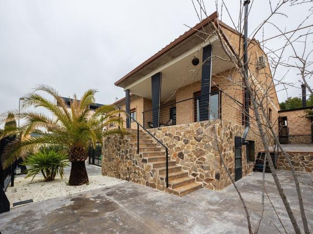 Chalet en venta en Layos, Castilla-La Mancha