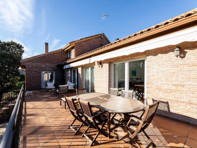 Chalet en venta en Hoyo De Manzanares, Madrid