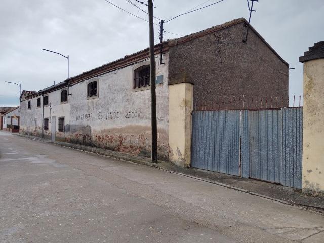 Chalet en venta en Matapozuelos, Valladolid