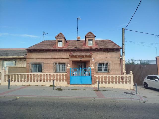 Chalet en venta en Mojados, Valladolid