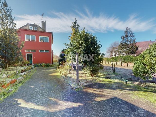 Chalet en venta en Navia, Vigo