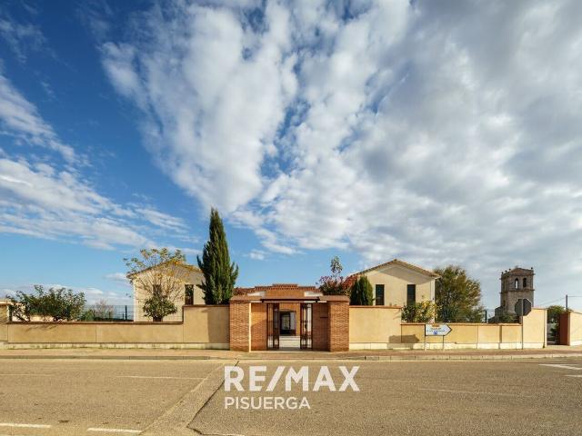 Chalet en venta en Pedrosa Del Rey, Castilla y León