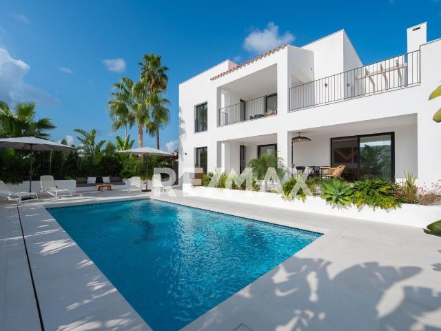Chalet en venta en Sant Josep de sa Talaia, Eivissa