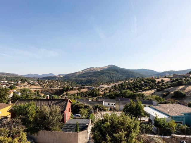 Chalet en venta en Santa María De La Alameda, Madrid