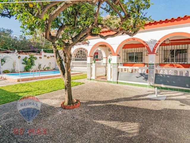 Chalet en venta en Torre de Benagalbón, La Axarquía